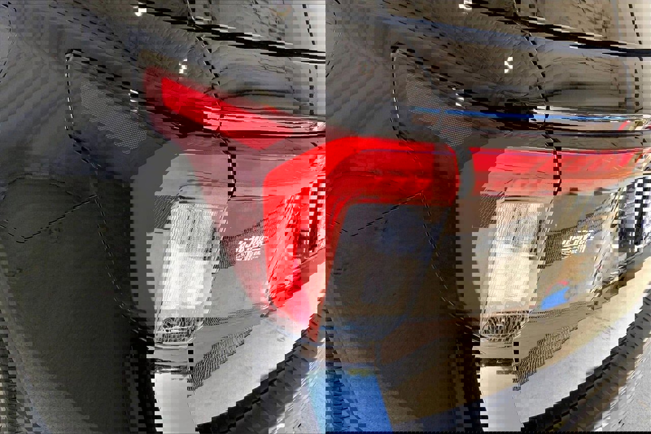 Used 2025 Ford Explorer ST w/ Sun And Sound Package image 29