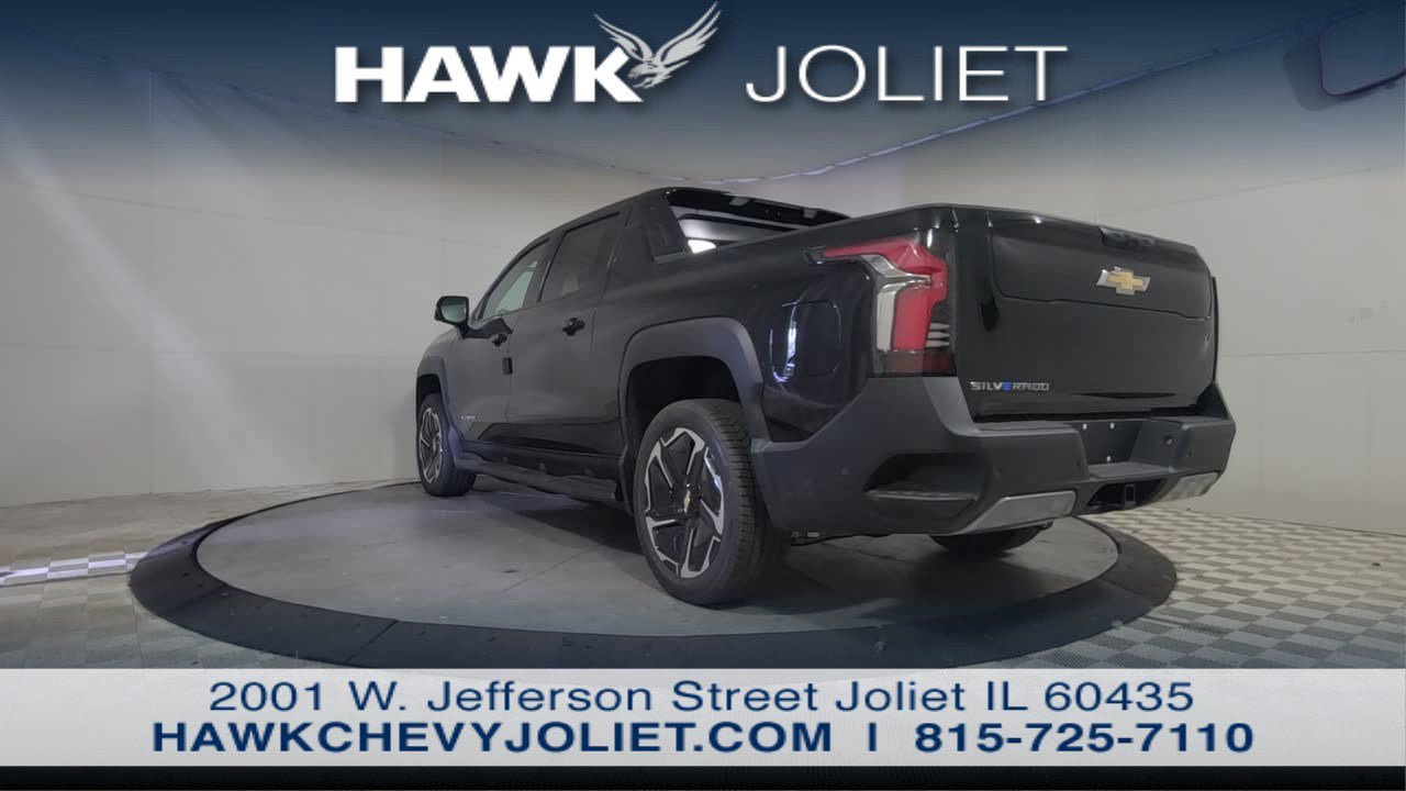 New 2025 Chevrolet Silverado EV LT w/ LT Premium Package AWD/4WD image 9
