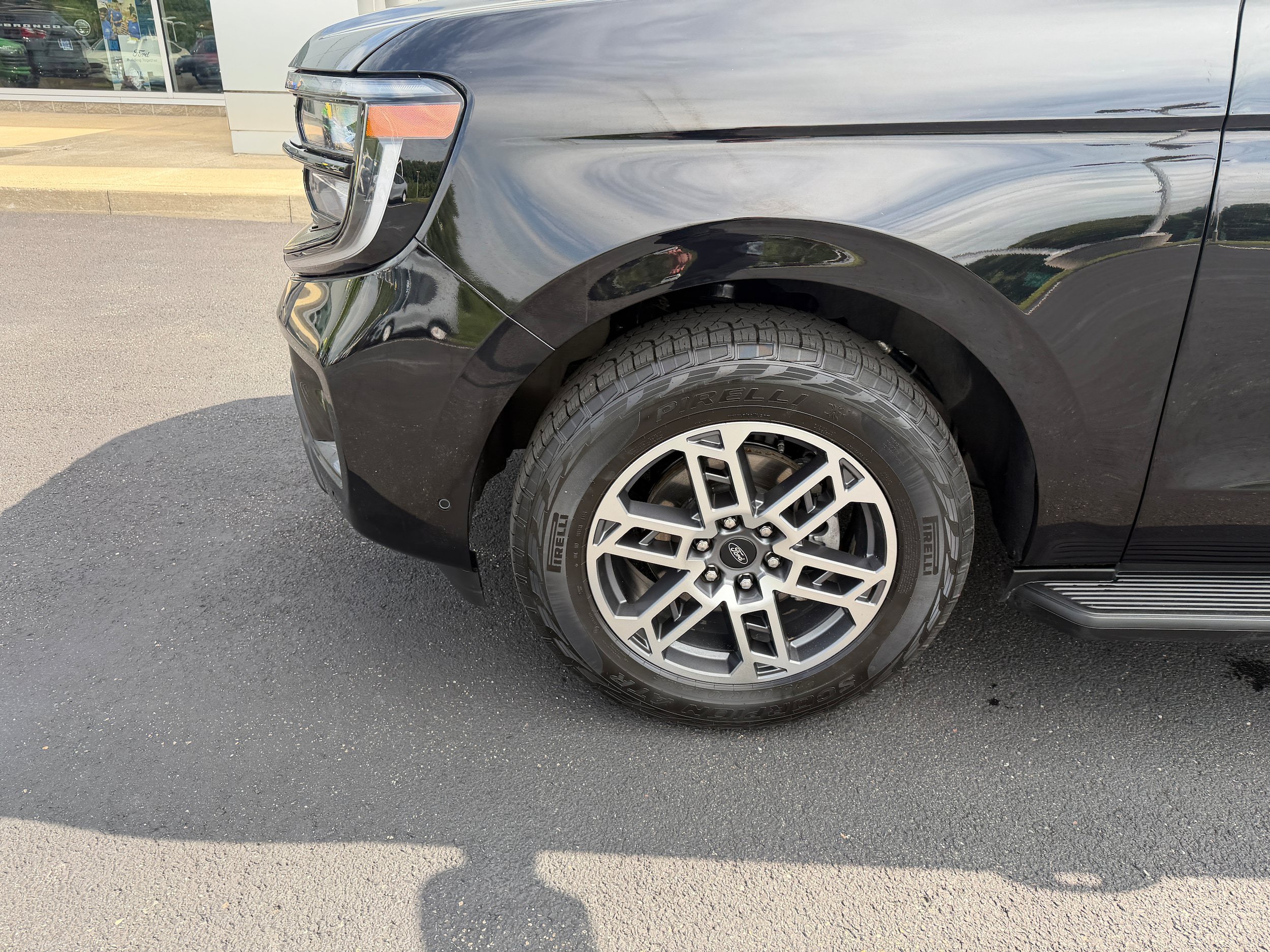 Certified 2025 Ford Expedition Active AWD/4WD image 11