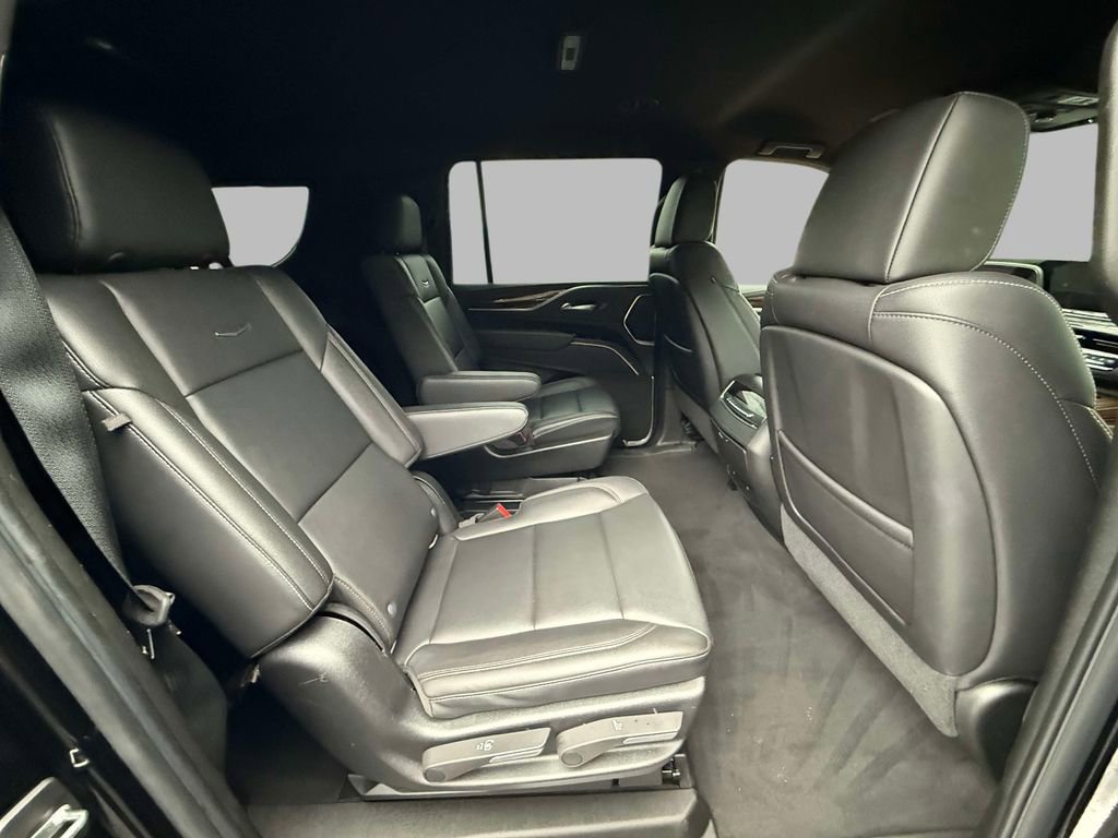 Used 2021 Cadillac Escalade ESV Luxury image 16