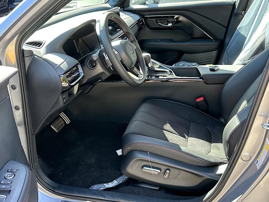 New 2025 Acura ADX A-Spec image 7