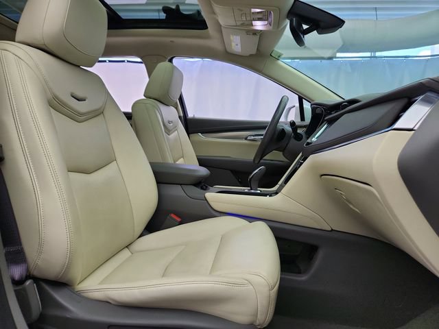 Used 2017 Cadillac XT5 Luxury AWD/4WD image 30