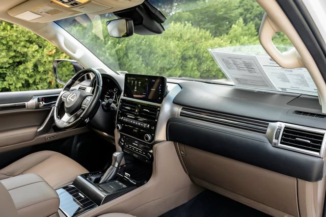 Used 2022 Lexus GX 460 Premium AWD/4WD image 19