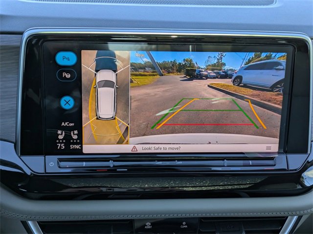 New 2026 Volkswagen Atlas SEL Premium R-Line image 24