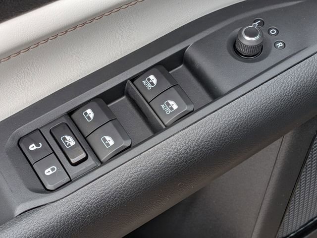 New 2026 Jeep Compass Limited image 23