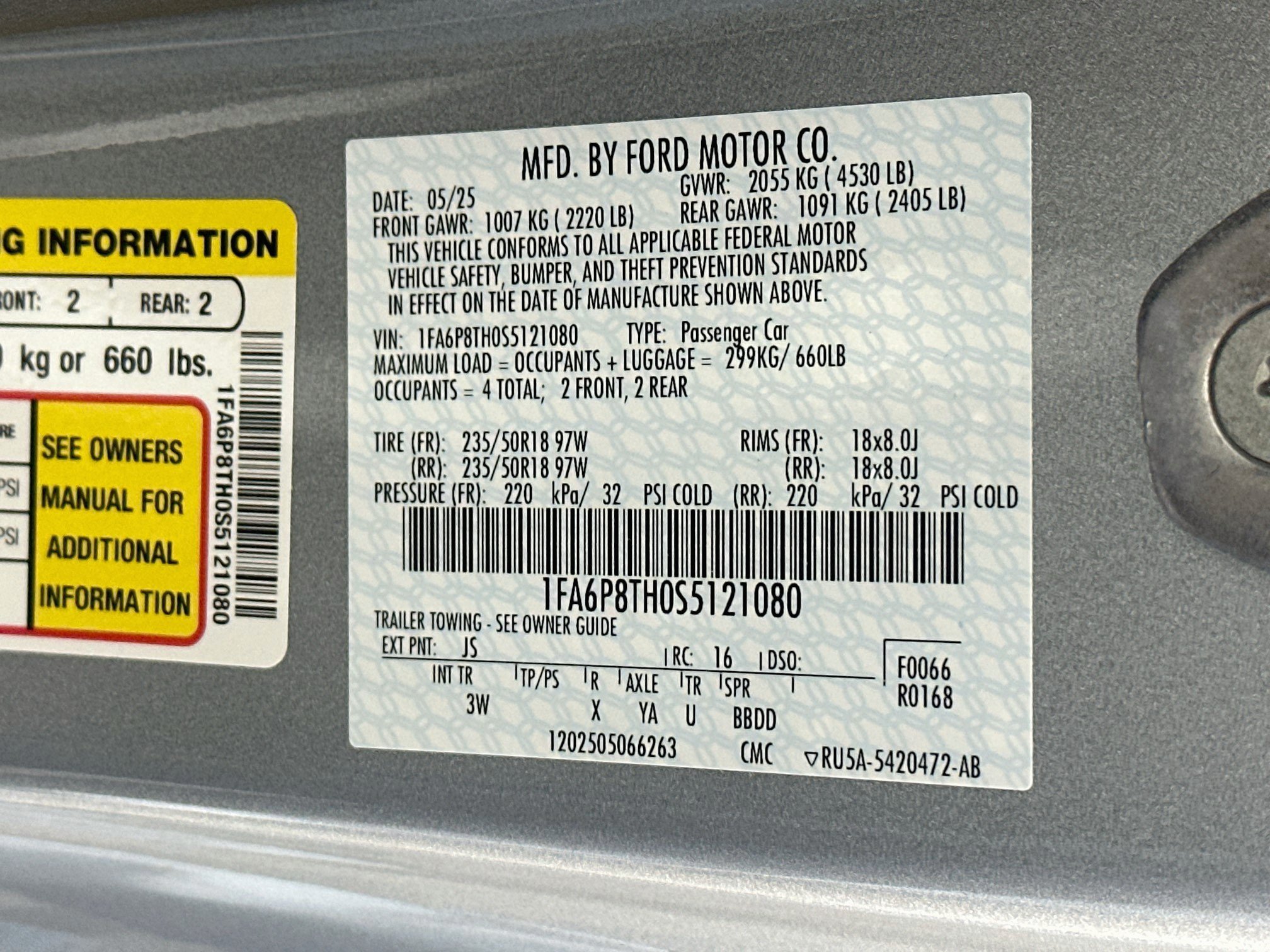 Used 2025 Ford Mustang Premium RWD image 12