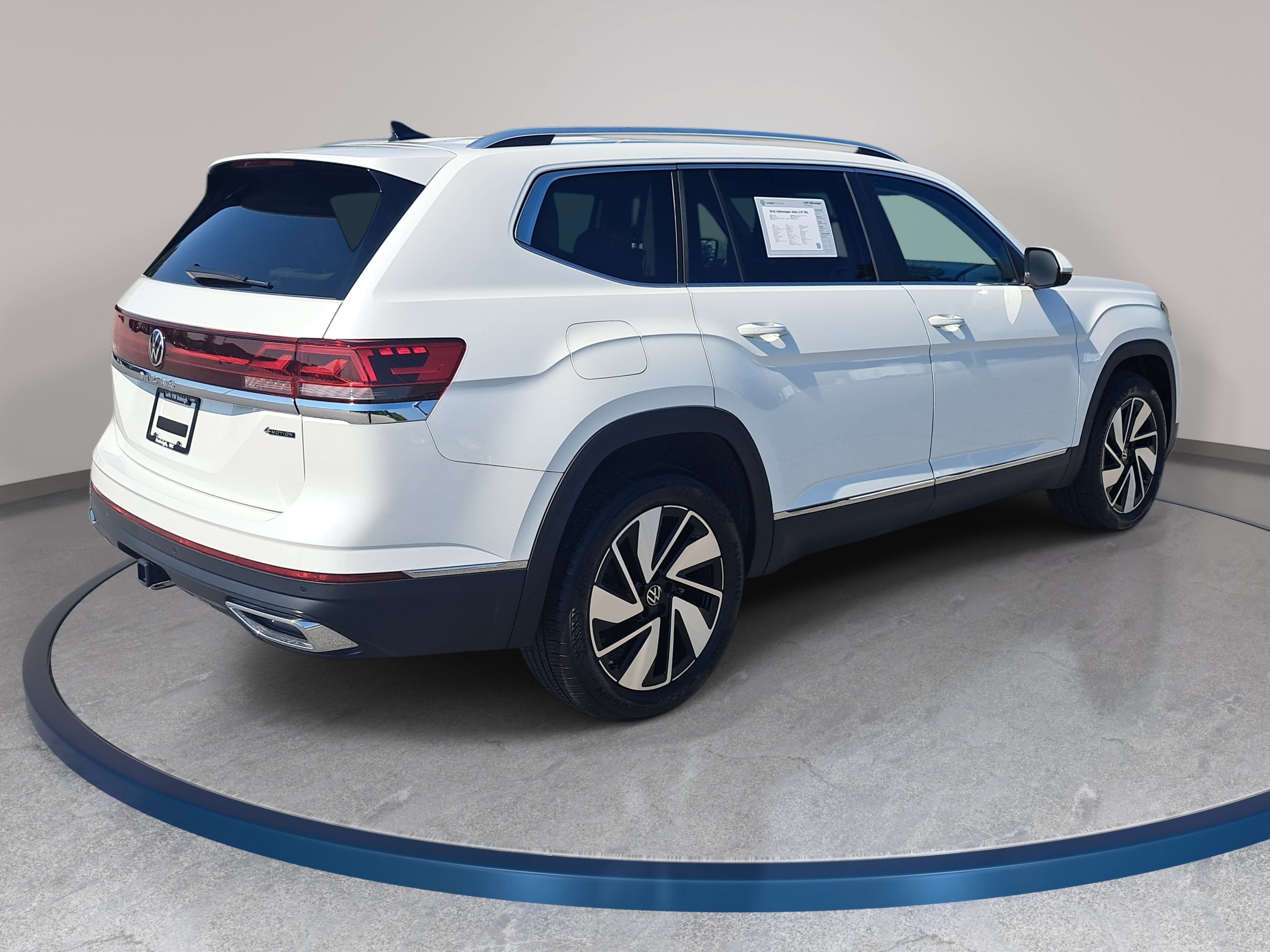 Certified 2026 Volkswagen Atlas SEL AWD/4WD image 5
