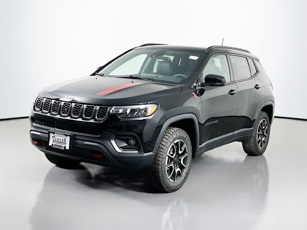 New 2026 Jeep Compass Trailhawk w/ Sun, Sound & Navigation Group AWD/4WD image 3