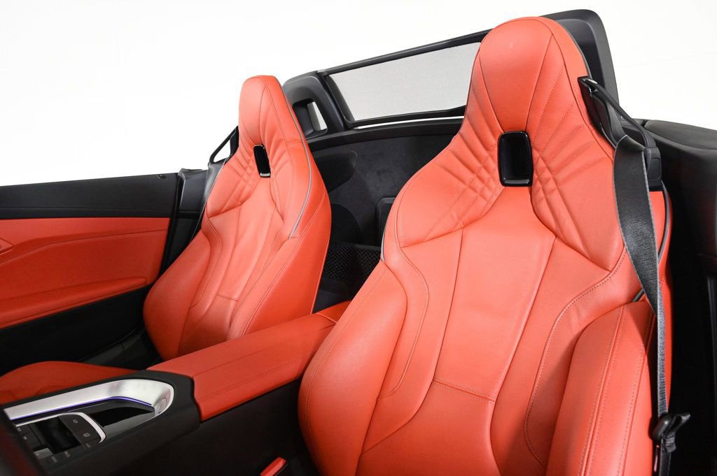 Used 2023 BMW Z4 M40i w/ Premium Package image 17