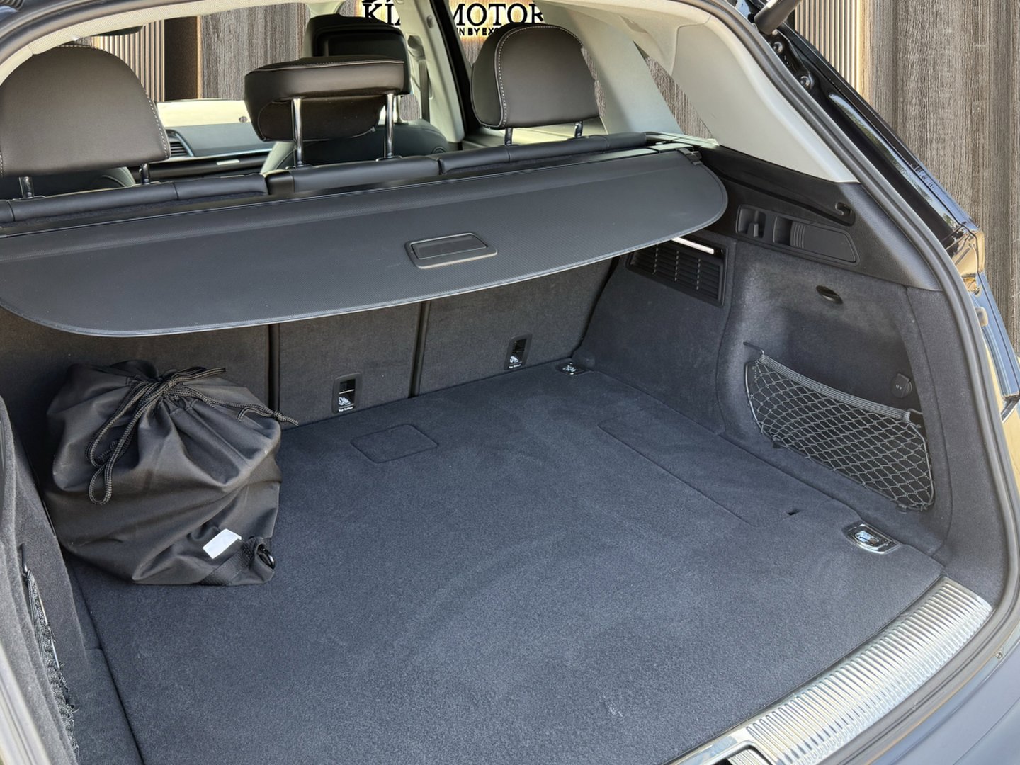 Used 2024 Audi Q5 e Premium w/ Convenience Package image 21