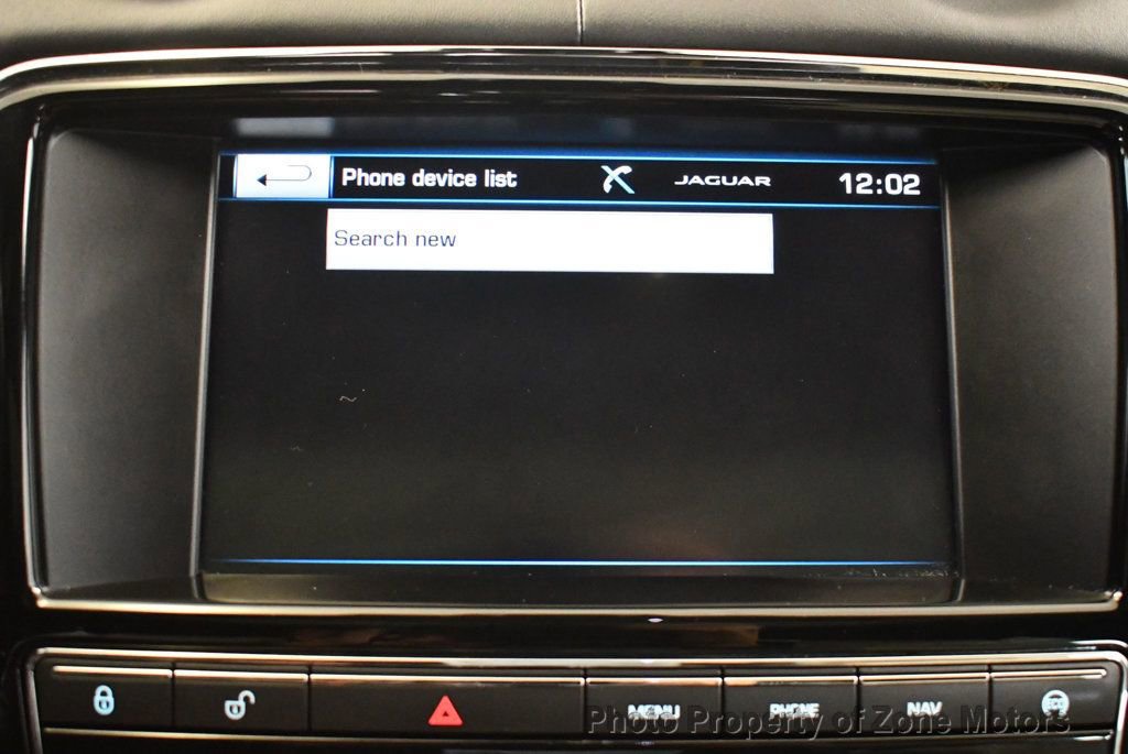 Used 2015 Jaguar XJ image 45