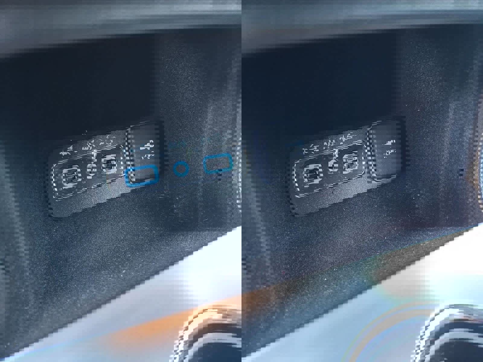 Used 2020 Jeep Grand Cherokee Trailhawk w/ Trailhawk Luxury Group image 32