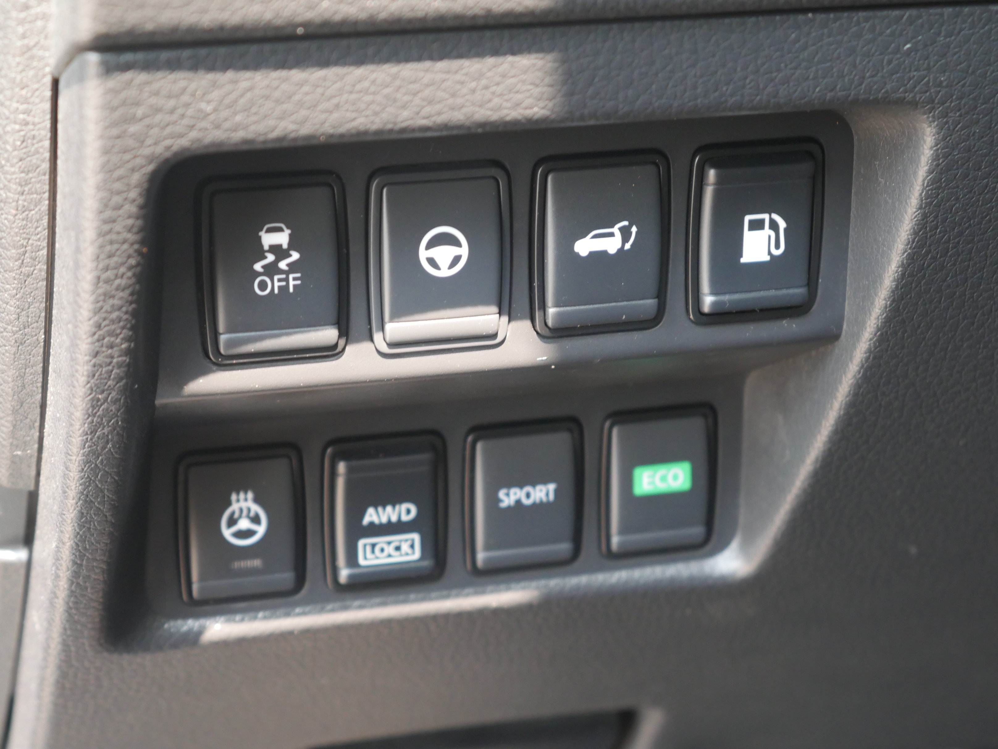 Used 2019 Nissan Rogue SL w/ Premium Package AWD/4WD image 6
