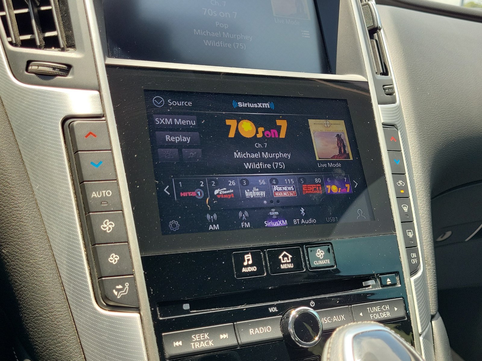 Used 2021 INFINITI Q50 Luxe w/ Seat & Sound Package RWD image 29
