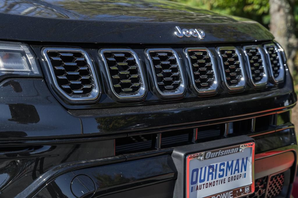 New 2026 Jeep Compass Limited AWD/4WD image 12