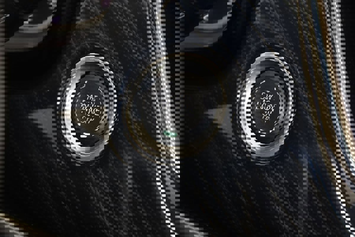 Used 2024 Cadillac XT6 Premium Luxury w/ LPO, Floor Liner Package AWD/4WD image 33