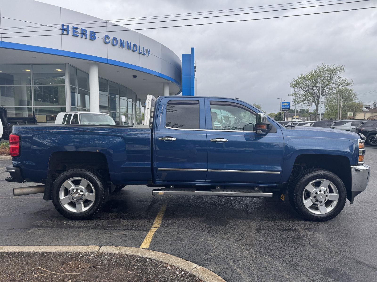 Used 2016 Chevrolet Silverado 2500 LTZ w/ Snow Plow Prep Package AWD/4WD image 8