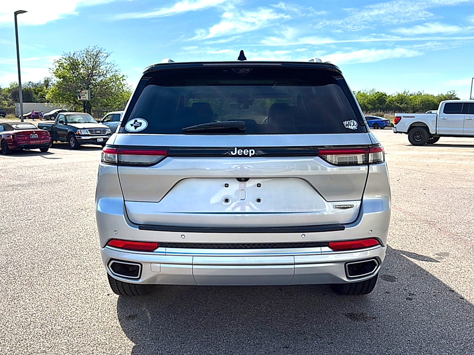 Used 2023 Jeep Grand Cherokee Summit w/ Adv Protech Group IV image 6