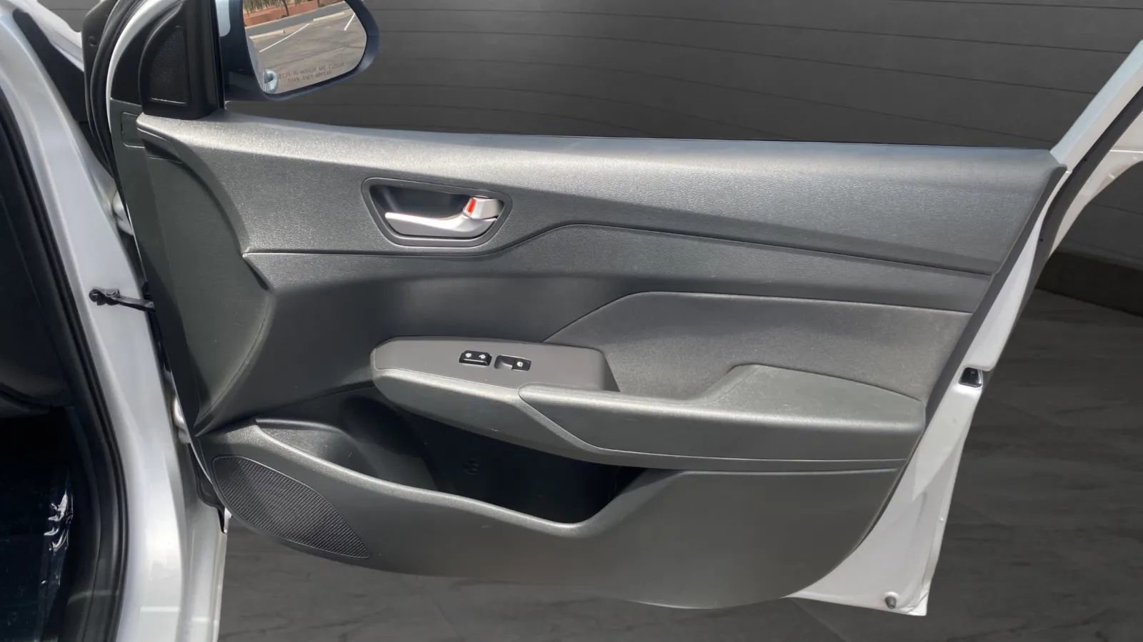 Used 2018 Hyundai Accent SEL FWD image 11