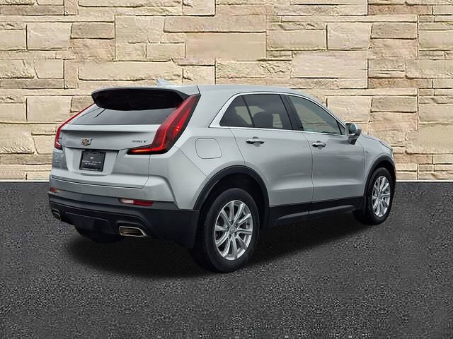 Used 2021 Cadillac XT4 Luxury w/ Trailering Package AWD/4WD image 6