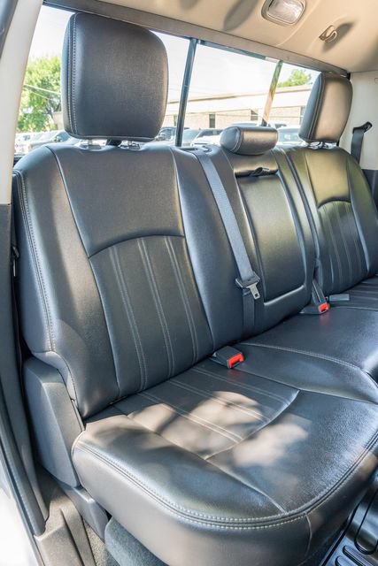 Used 2012 RAM 1500 Laramie RWD image 38