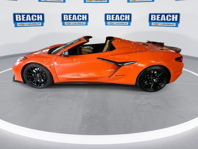 Used 2025 Chevrolet Corvette Z06 RWD image 6