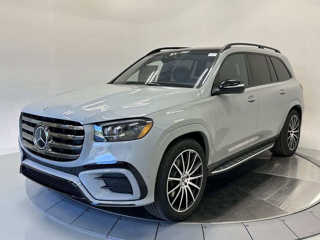 New 2026 Mercedes-Benz GLS 580 4MATIC image 3