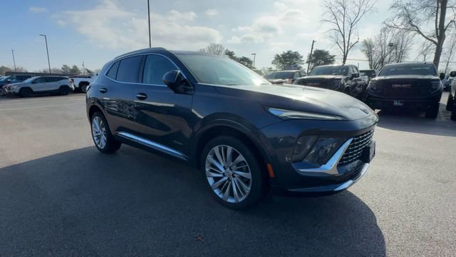 New 2026 Buick Envision Avenir image 2