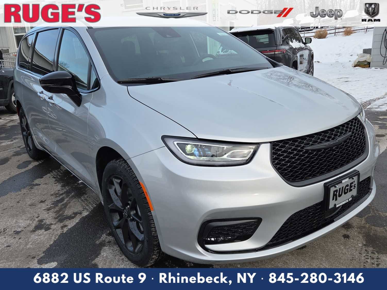 New 2026 Chrysler Pacifica Select w/ S Appearance Package