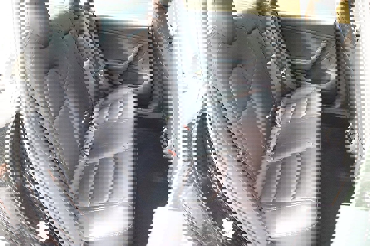 Used 2023 Tesla Model 3 Standard Range image 60