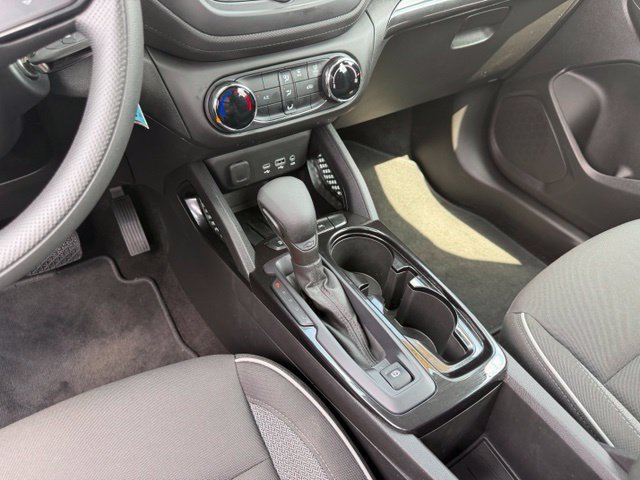 Used 2023 Chevrolet TrailBlazer LS FWD image 17