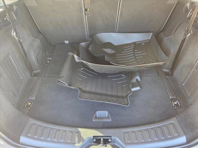 Used 2020 Land Rover Discovery Sport S image 6