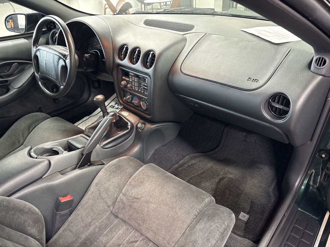 Used 1994 Pontiac Firebird Coupe image 45