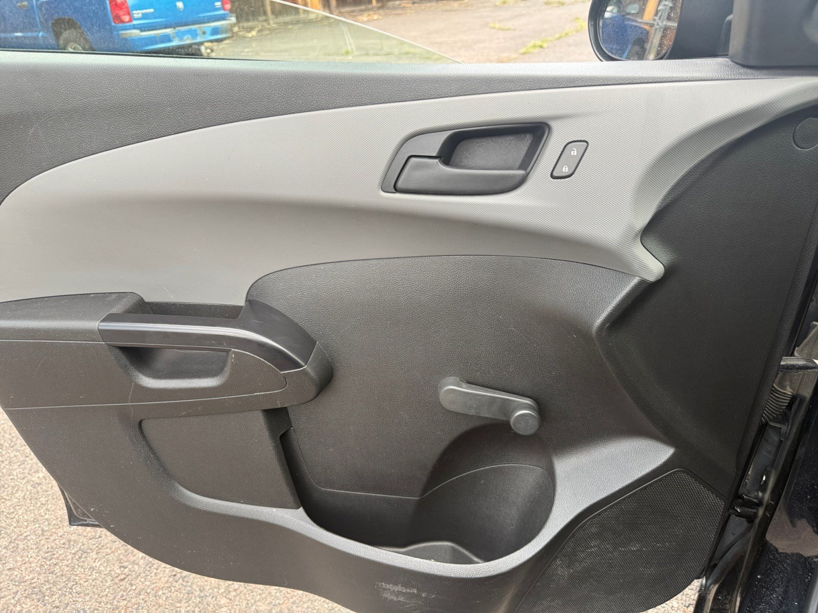 Used 2020 Chevrolet Sonic LT FWD image 13