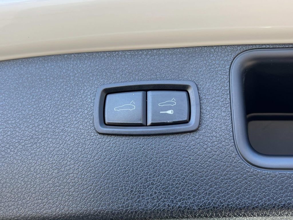 Used 2019 Porsche Macan S image 10