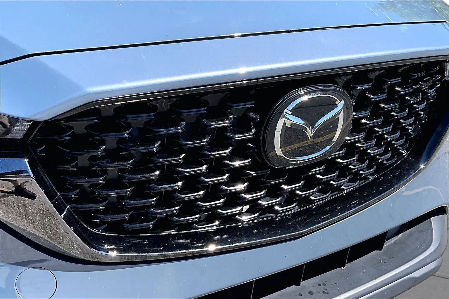Used 2024 MAZDA CX-5 Carbon Edition AWD/4WD image 32