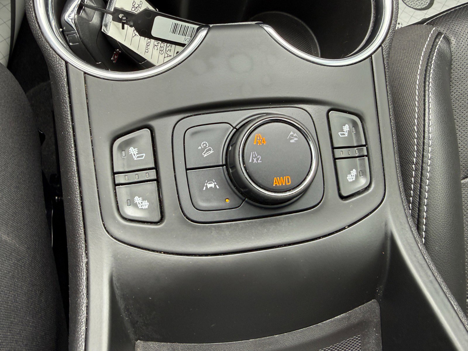 Used 2022 GMC Terrain SLT w/ Elevation Edition image 32