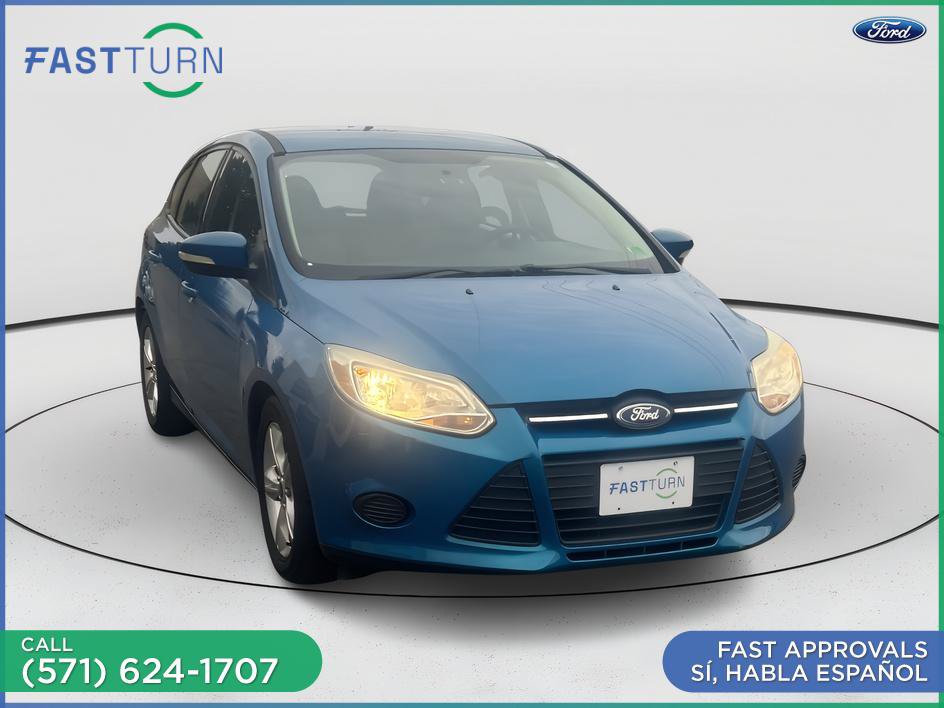Used 2014 Ford Focus SE w/ SE Winter Package FWD image 1