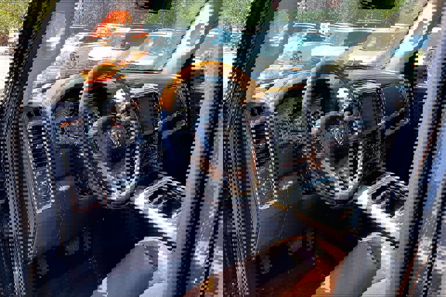 Used 2016 RAM 2500 Longhorn w/ Snow Chief Group image 14