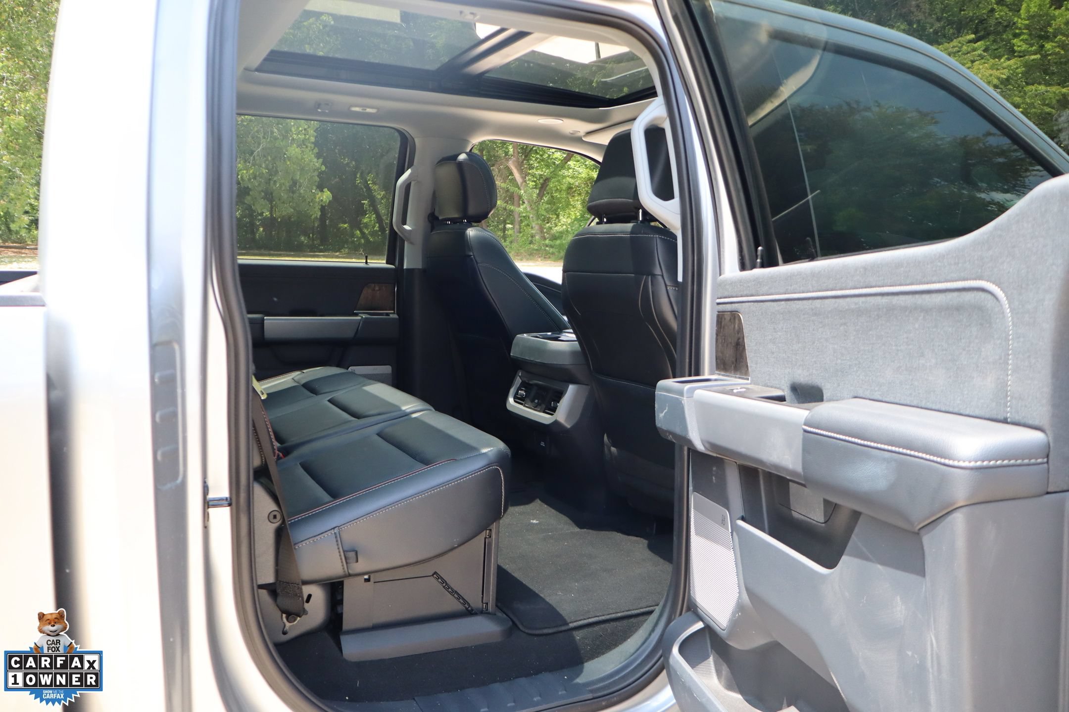 Certified 2024 Ford F250 Lariat w/ Lariat Ultimate Package AWD/4WD image 29