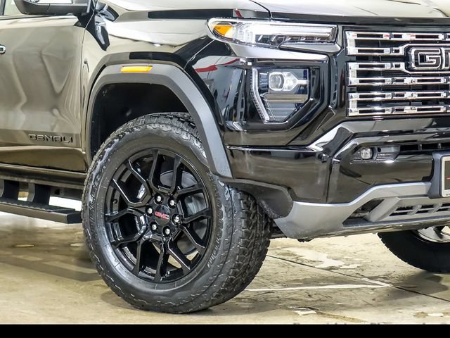 New 2026 GMC Canyon Denali w/ LPO, Denali Black Edition AWD/4WD image 4