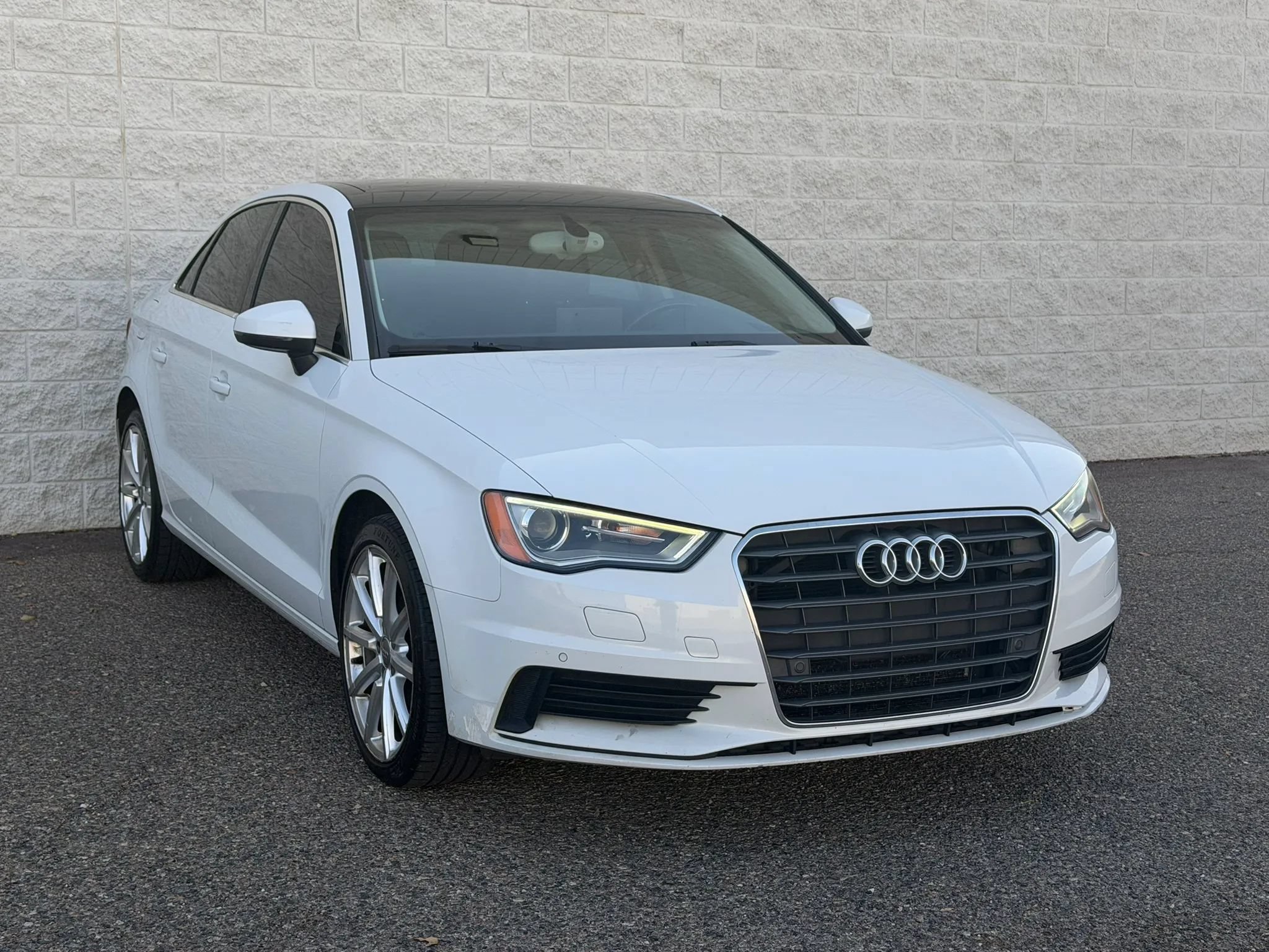 Used 2015 Audi A3 TDI Premium Plus FWD image 3