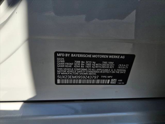Certified 2025 BMW X7 xDrive40i w/ Premium Package AWD/4WD image 24