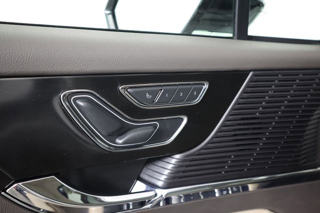 Used 2022 Lincoln Corsair Reserve w/ Equipment Group 201A AWD/4WD image 33