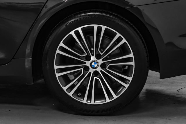 Used 2018 BMW 540i RWD image 60