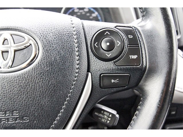 Used 2018 Toyota RAV4 XLE w/ Plus Extra Value Package image 18