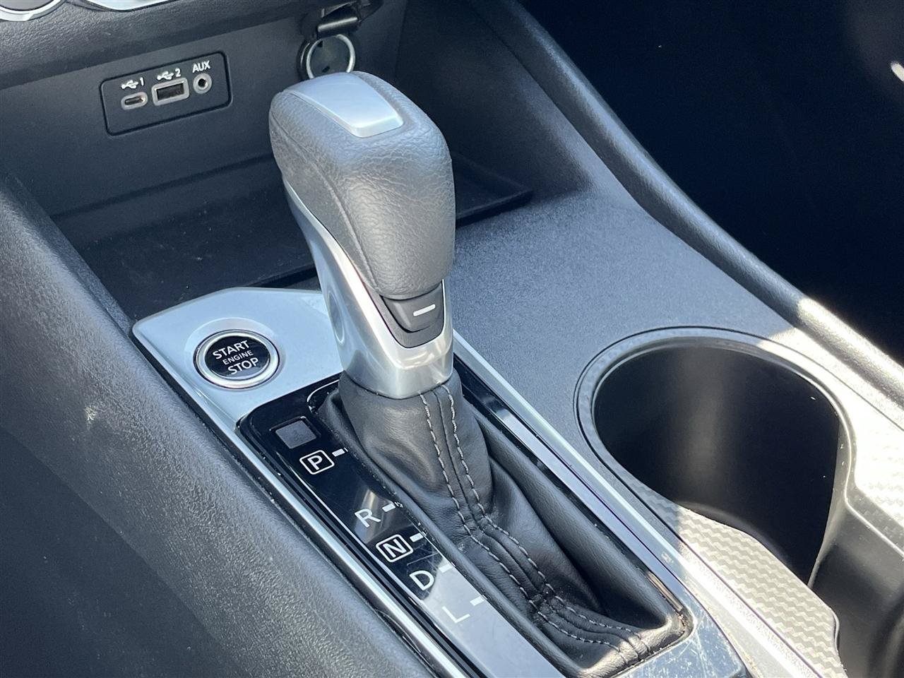Used 2025 Nissan Altima 2.5 SV FWD image 24