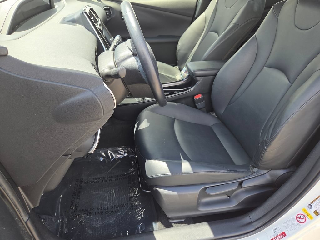 Used 2019 Toyota Prius XLE AWD/4WD image 8