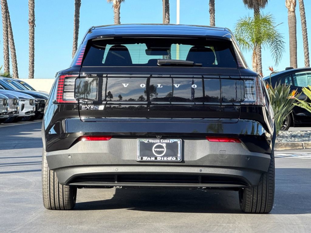 New 2026 Volvo EX30 Plus w/ Climate Package AWD/4WD image 4