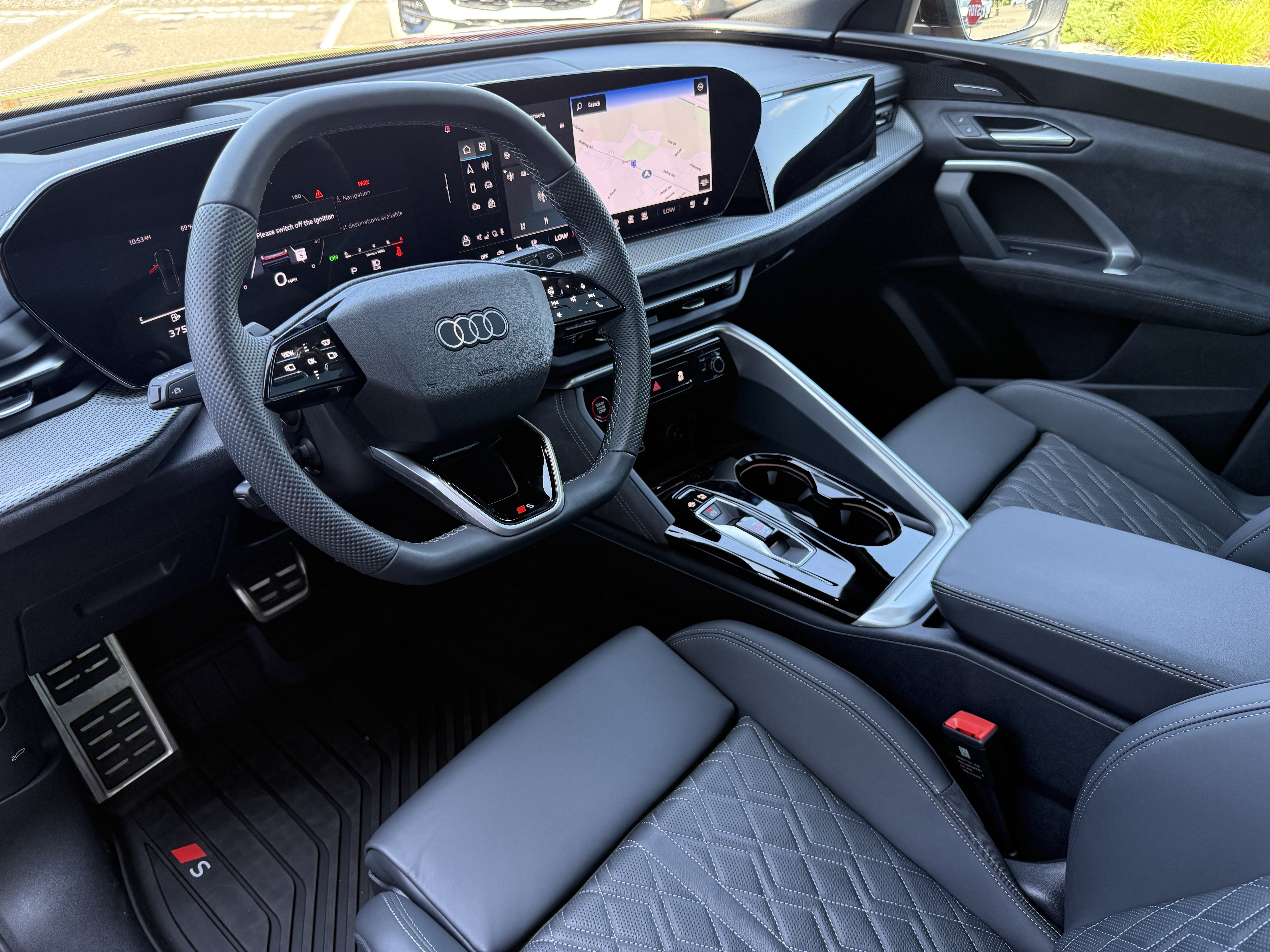 Certified 2025 Audi SQ5 Premium Plus AWD/4WD image 5